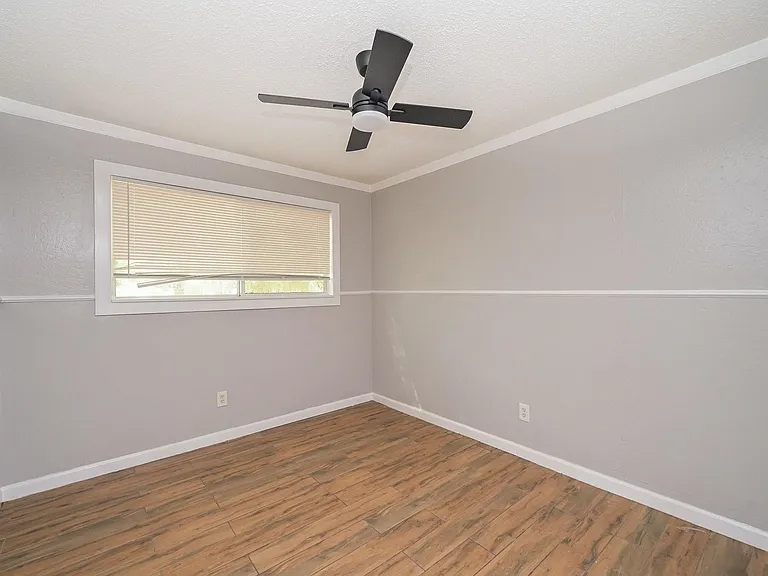506 N 3rd St #2 — Photo 17