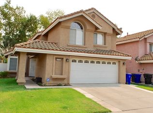 13735 Lighthouse Ct, Fontana, CA 92336