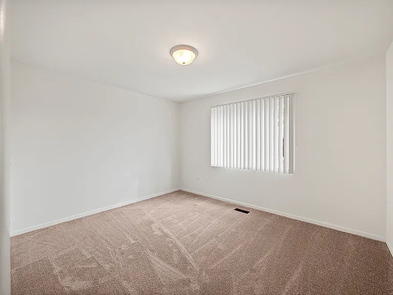 1, 2, and 3 Bedroom Apartments