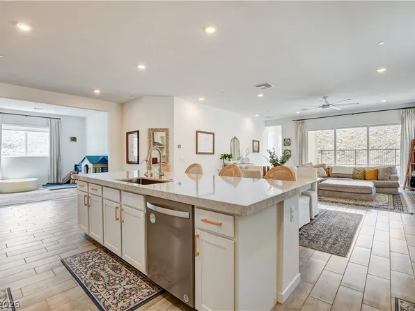 131 Cabo Cruces Dr, Henderson, NV 89011