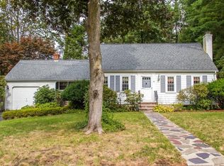 39 Greenwood Rd, Burlington, MA 01803