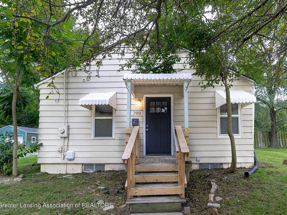 1st image of 700 S Foster Ave