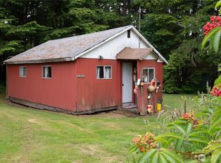 74 Elma St, Copalis Beach, WA 98535