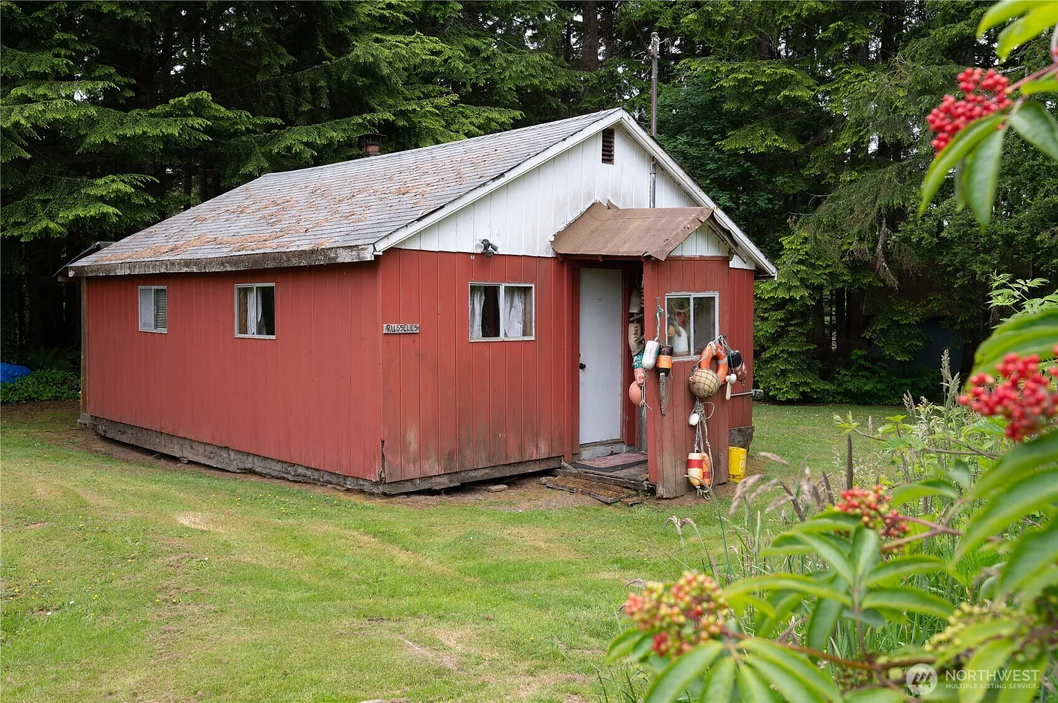 74 Elma Street photo 1