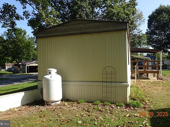5th image of 89 Meadowview Ct