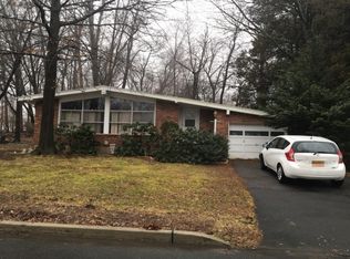 117 Helene Rd, Valley Cottage, NY 10989