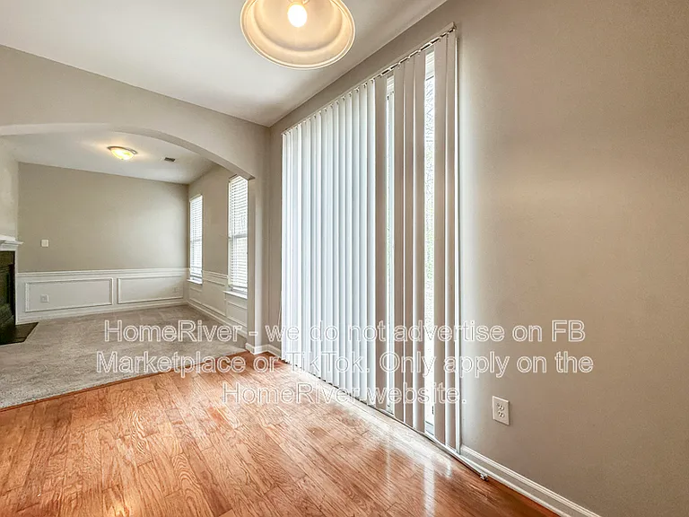 780 Cedar Loop — Photo 7