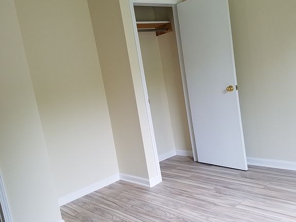 3rd image of 42 Keri Ann Dr #A