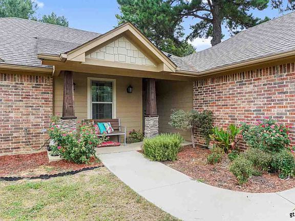 2nd image of 21303 Scenic Cir