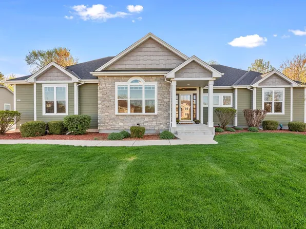 7217 West River Birch DRIVE, Mequon, WI 53092