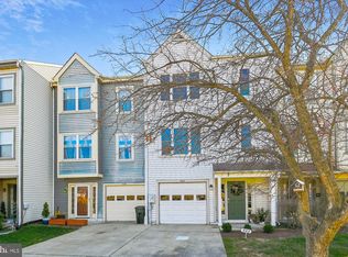 933 Oakmoor Dr #933, Baltimore, MD 21227