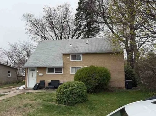 9218 Convent Ave, Philadelphia, PA 19114