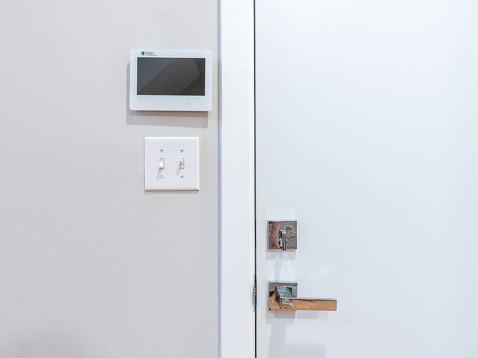 front door / remote buzzer