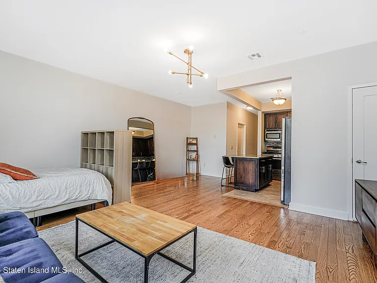 90 Bay Street Lndg #2H — Photo 11