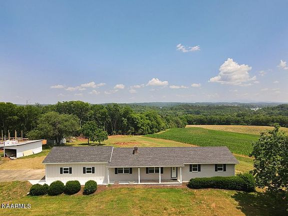 2nd image of 3877 Riverview Rd