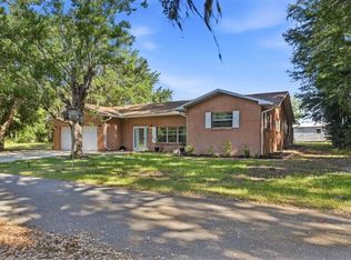 33201 Coventry Dr, Leesburg, FL 34788