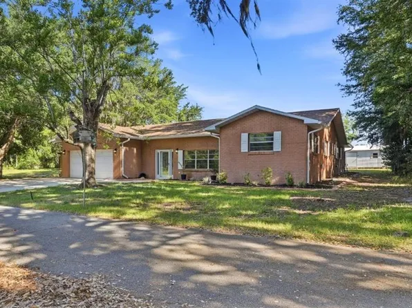 33201 Coventry Dr, Leesburg, FL 34788
