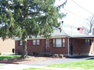 5713 Mary Ellen Dr, Louisville, KY