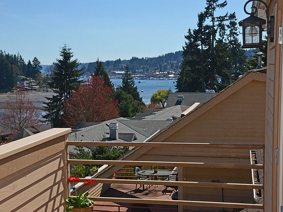 Beautiful view off decks