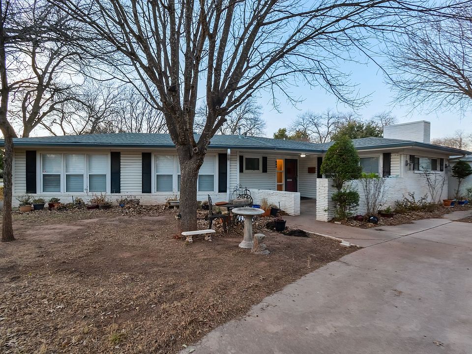 1st image of 882 S Leggett Dr