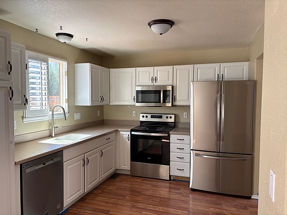 New: fridge; range; microwave; dishwasher; faucet