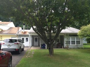 10 S Rochdale Ave, Roosevelt, NJ 08555