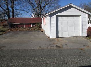 12 Crescent St, Kingston, MA 02364