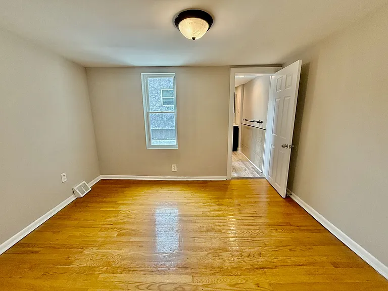 1228 Peters St — Photo 27