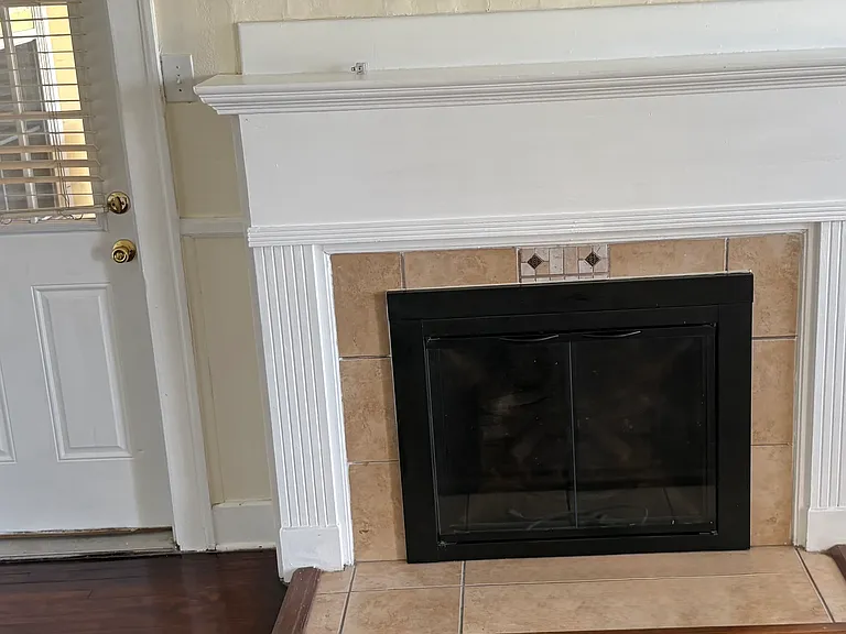 4214 Central St — Photo 24