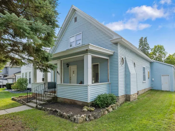 811 Midway Dr, Auburn, IN 46706