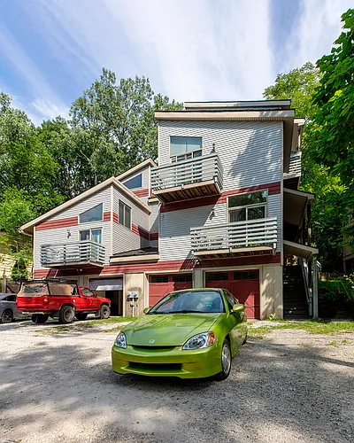 1556 Jones Dr Photo 1