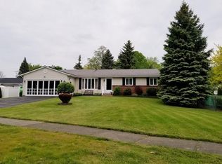 14 Bobbie Dr, Rochester, NY 14606