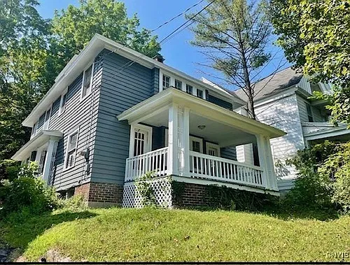 750 Euclid Ave Photo 1