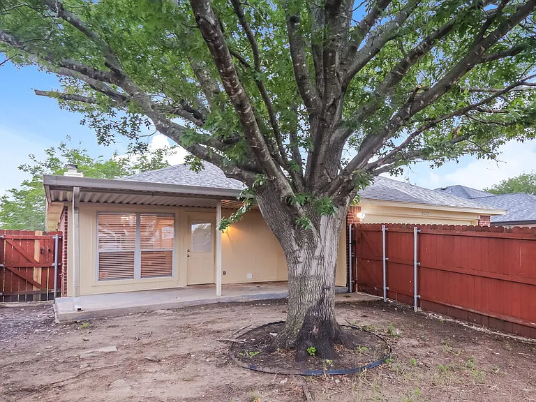 2632 Bent Brook Dr — Photo 16