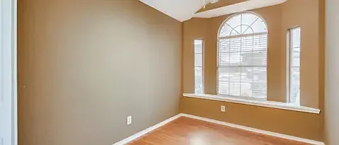 1424 Savannah St — Photo 5