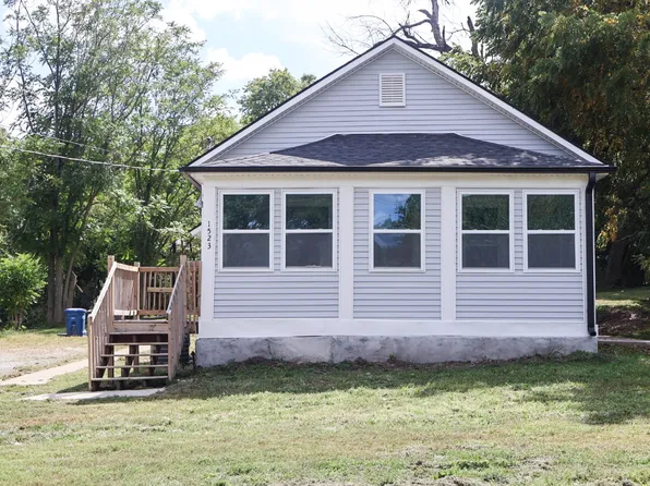 1523 Evergreen Ave, Des Moines, IA 50320