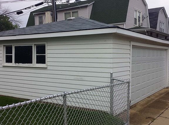 4th image of 5273 N Luna Ave