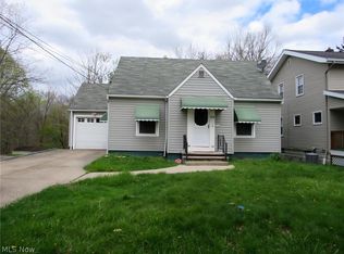 113 Palmetto St, Bedford, OH 44146
