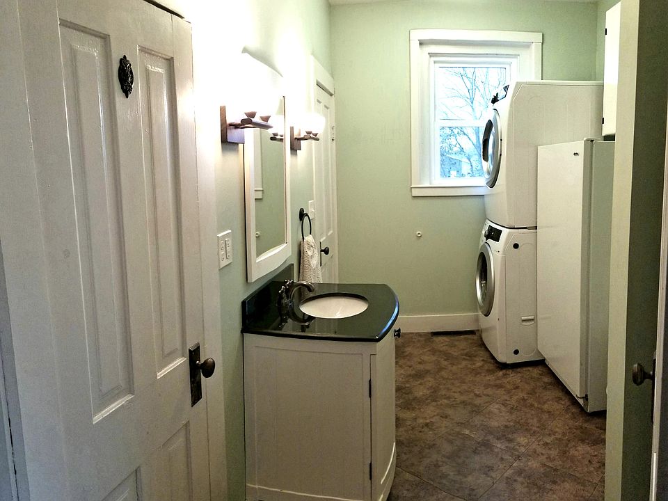Large laundry and 3/4 bath