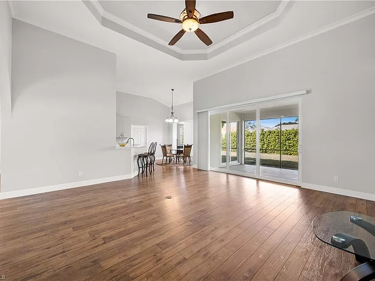 9882 El Greco Cir — Photo 10