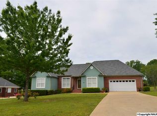 57 Wilson Cir, Gadsden, AL 35901