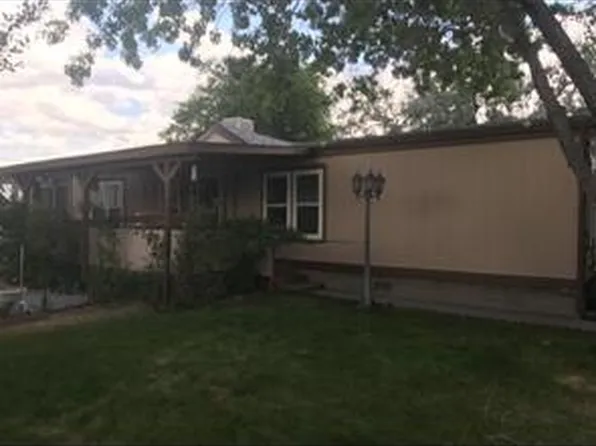 530 Aloha Way, Sun Valley, NV 89433