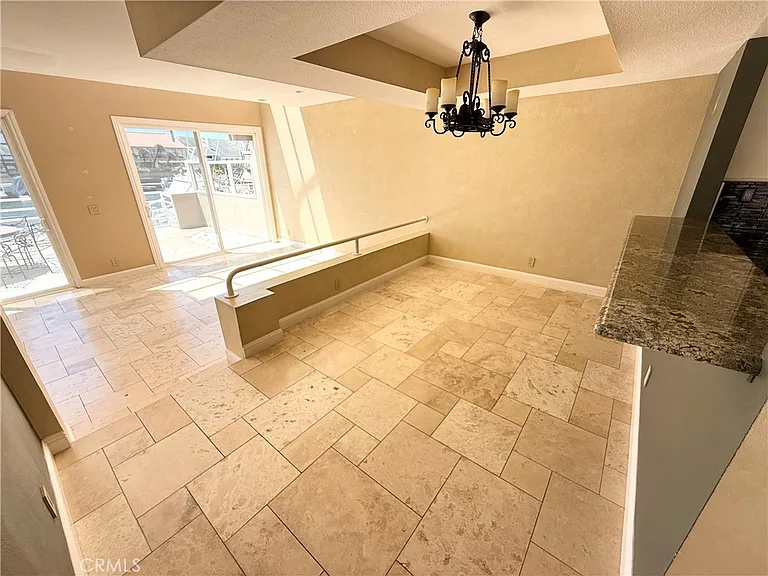 3382 Tempe Dr — Photo 4