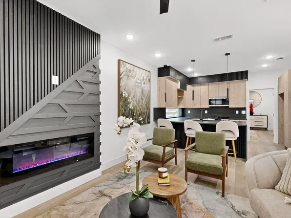 2411 Hooper St, Dallas, TX 75215