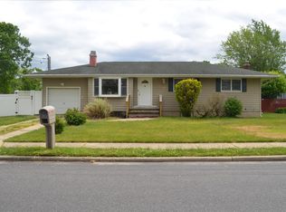 126 Orourke St, Brentwood, NY 11717