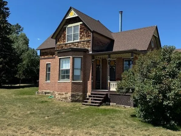 209 N Reel St, Pony, MT 59747