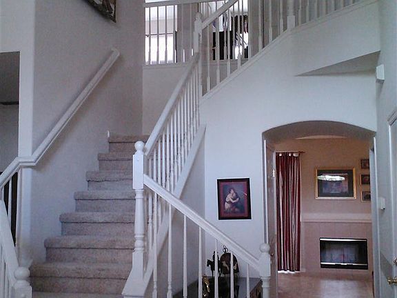 2nd image of 980 Cherry Blossom Ln