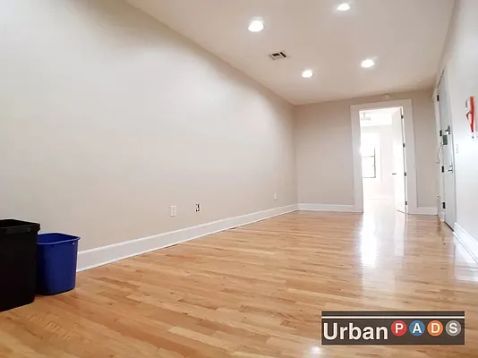 Rented by Urban Pads | media 3