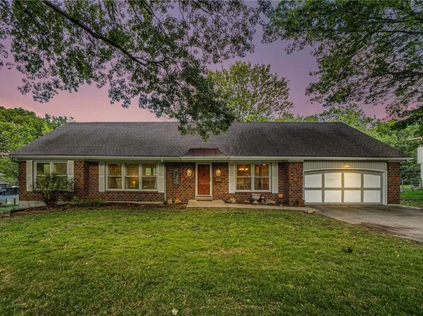11325 Wornall Rd, Kansas City, MO 64114