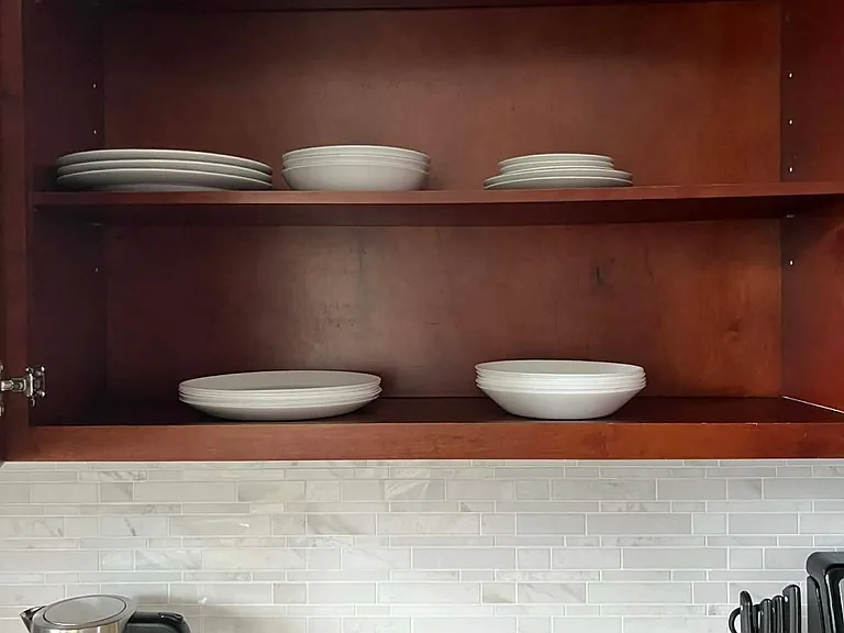 704 N Walnut St — Photo 12